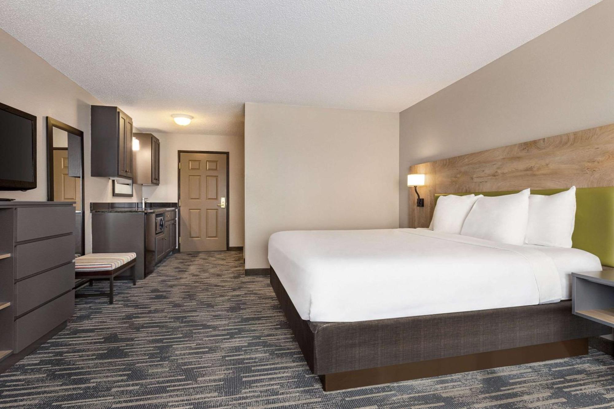 Country Inn & Suites By Radisson, St Cloud East, Mn Saint Cloud Exterior foto